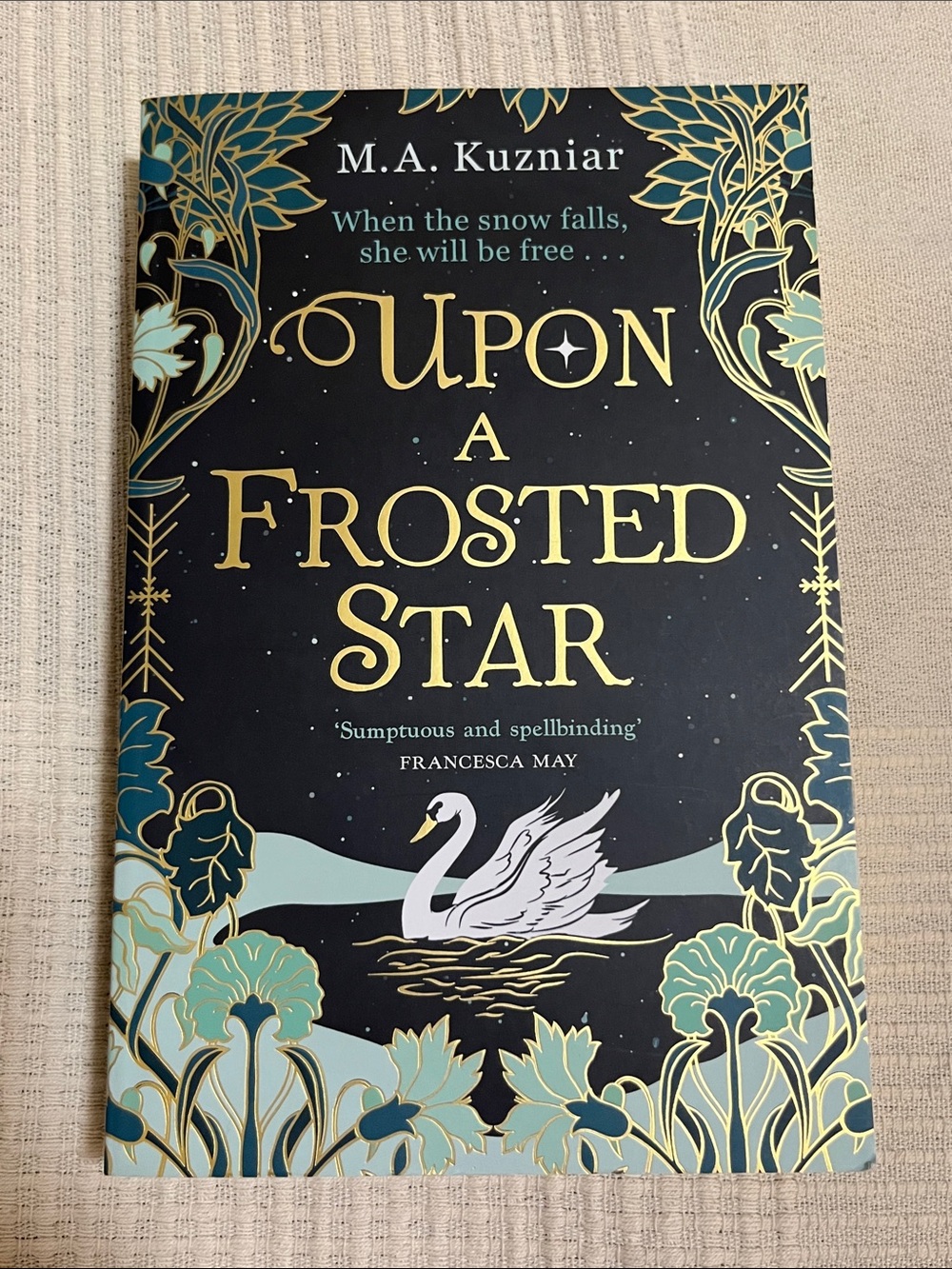 Upon a Frosted Star by M.A. Kuzniar (Paperback)
